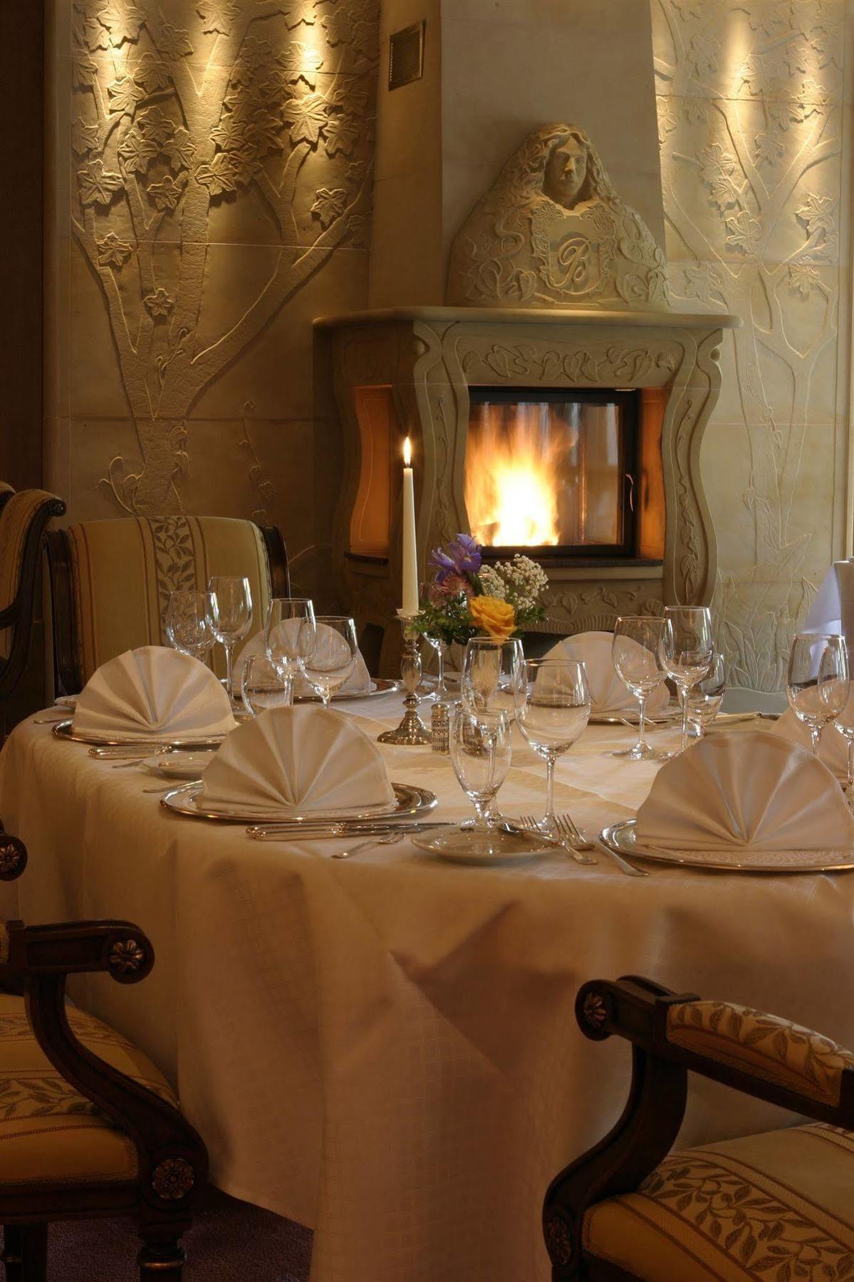 Bellevue Rheinhotel Hotel 4*